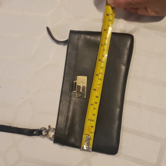 Kate spade black leather wristlet - Picture 5 of 8